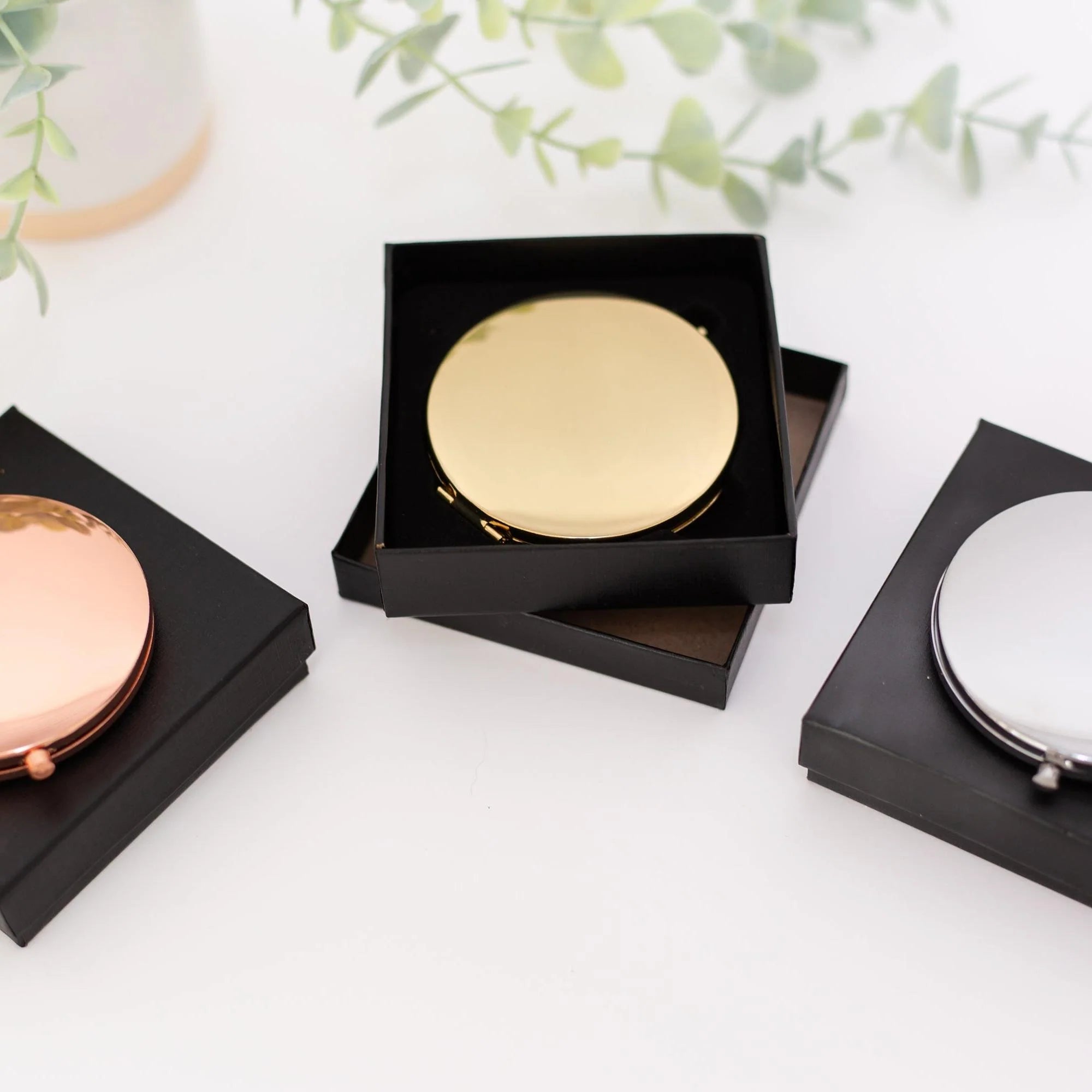 Elegant Compact Mirror
