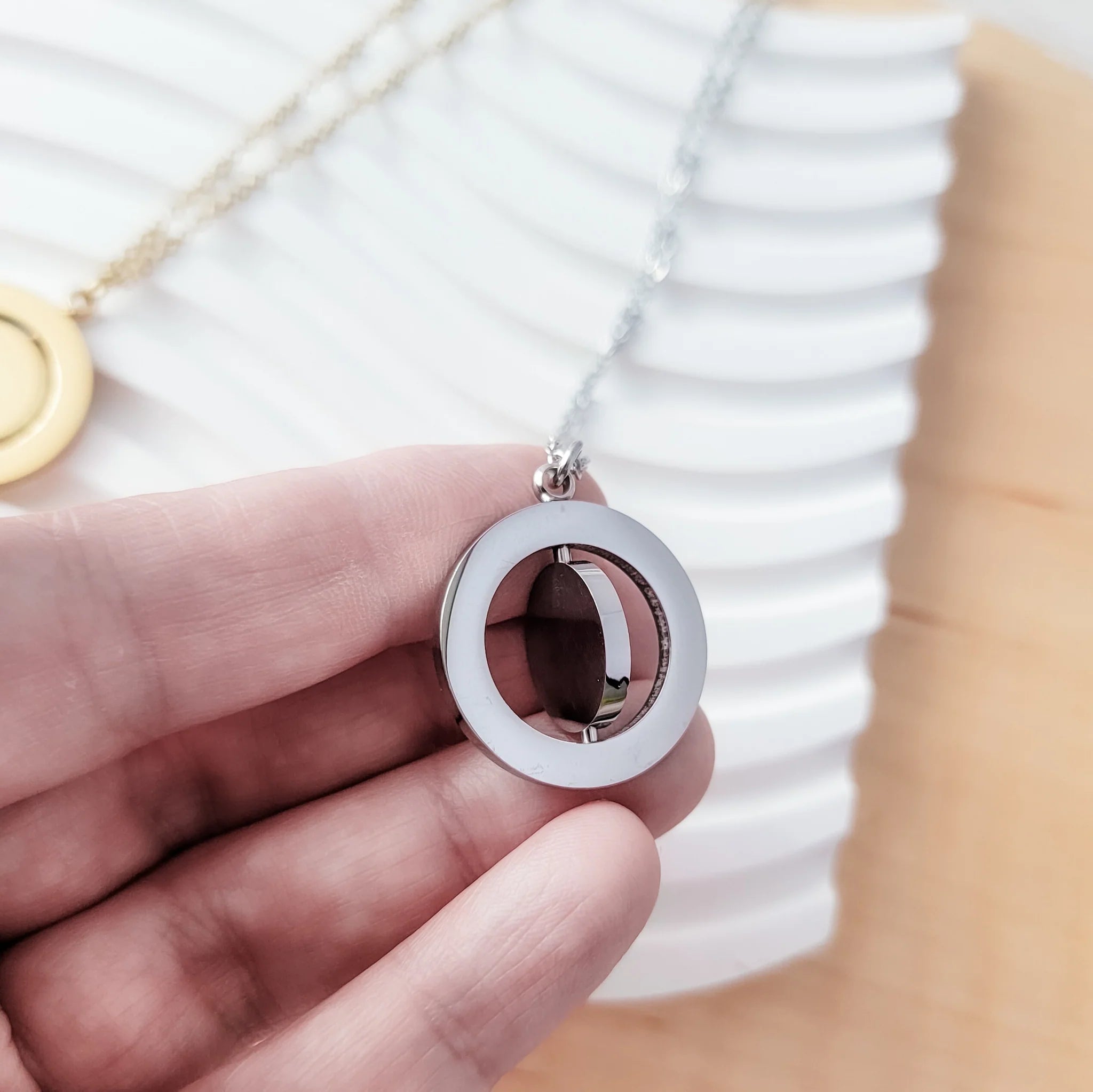 Rotating Circle Necklace